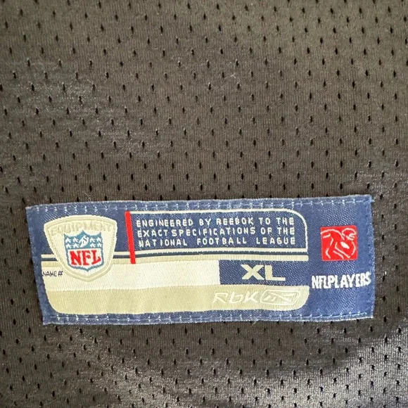 Philadelphia EAGLES NFL Jersey #87 Celek  -Women’s size XL - Picture 7 of 8